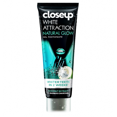 CLOSE UP WHITE ATTRACTION NATURAL GLOW TOOTHPASTE WHITER TEETH IN 2 WEEKS WITH COCONUT EXTRACT & BAMBOO CHARCOAL 75 ML